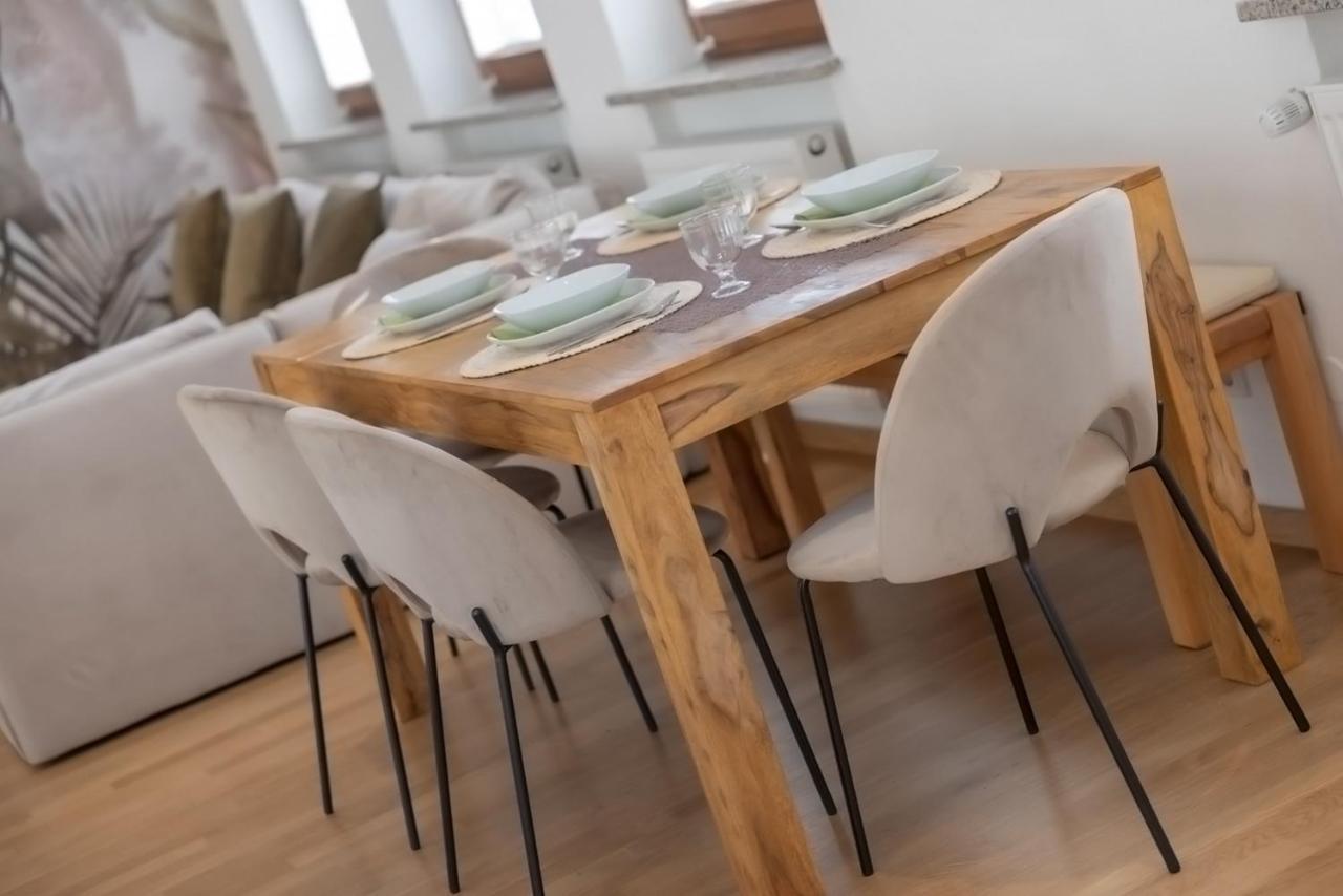 Kaza Guesthouse, Centrally Located 2 & 3 Bedroom Apartments In Augsburg Zewnętrze zdjęcie