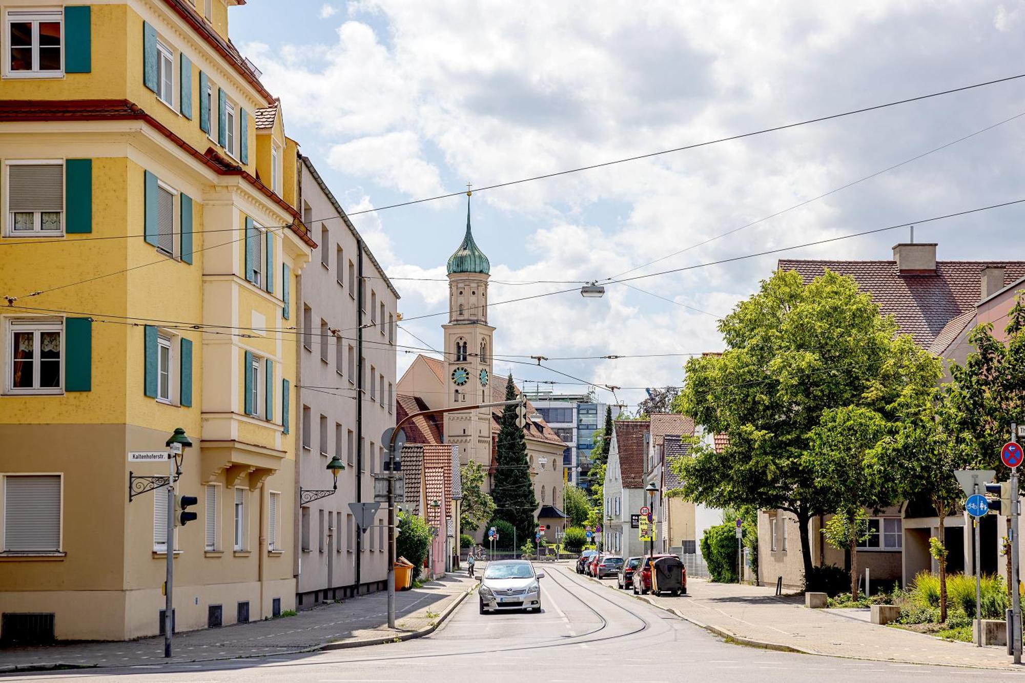 Kaza Guesthouse, Centrally Located 2 & 3 Bedroom Apartments In Augsburg Zewnętrze zdjęcie