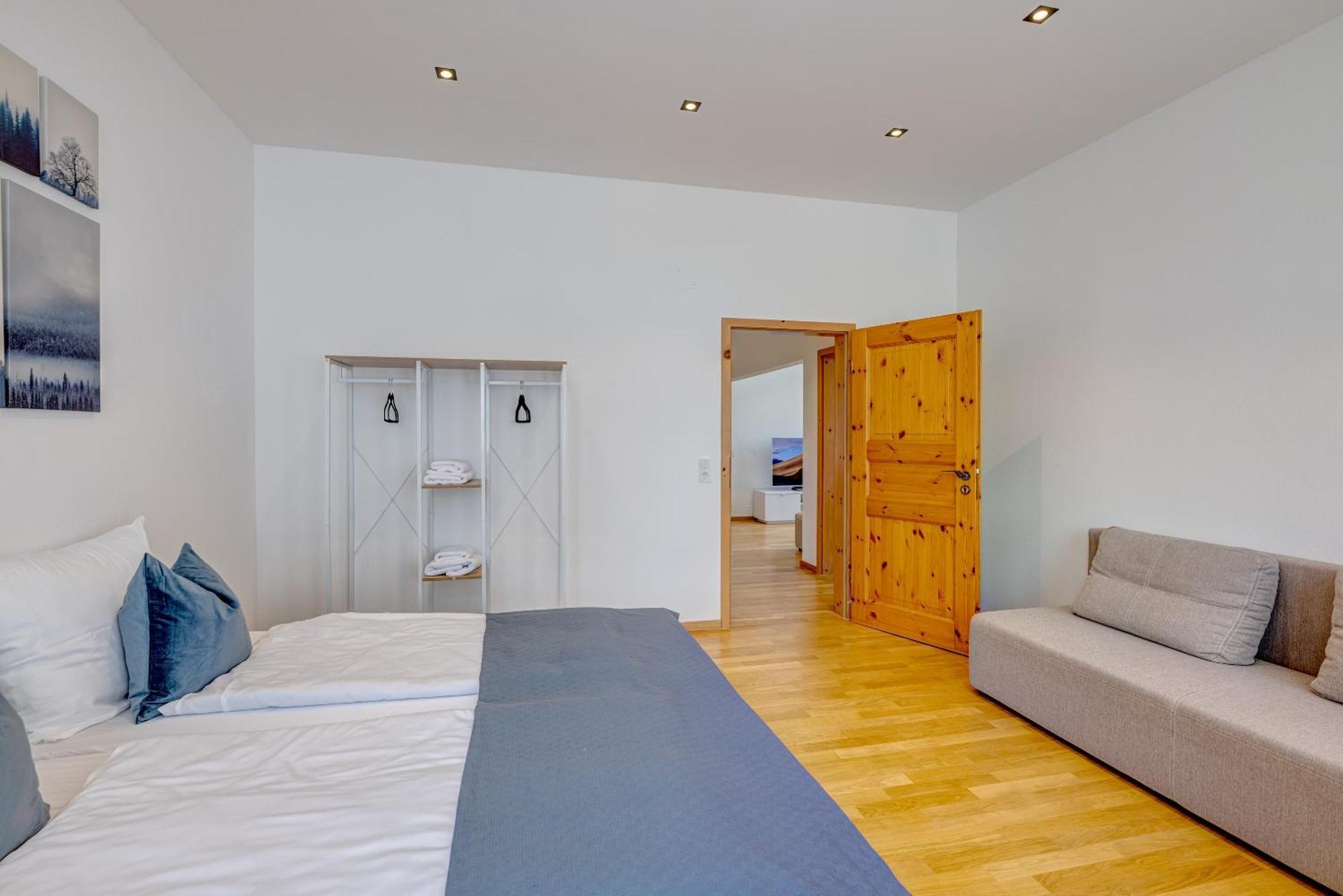 Kaza Guesthouse, Centrally Located 2 & 3 Bedroom Apartments In Augsburg Zewnętrze zdjęcie