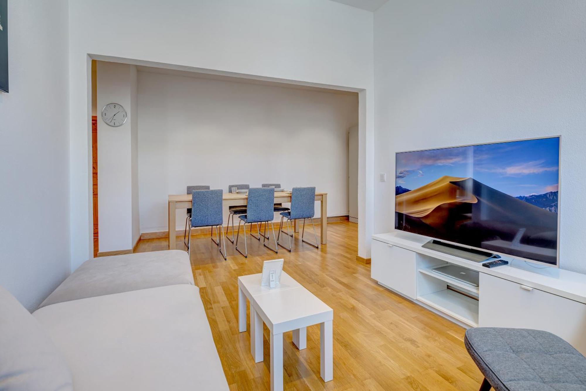 Kaza Guesthouse, Centrally Located 2 & 3 Bedroom Apartments In Augsburg Zewnętrze zdjęcie